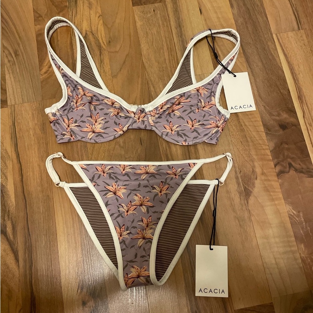 Acacia Lily Set